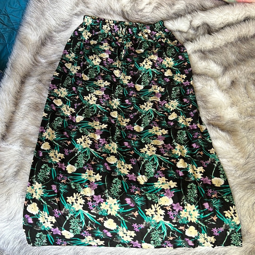 Floral maxi skirt